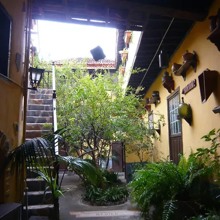 Mit Sonnenterrasse Und Panorama - Meerblick, 5 Min. Von Hafen + Apartman